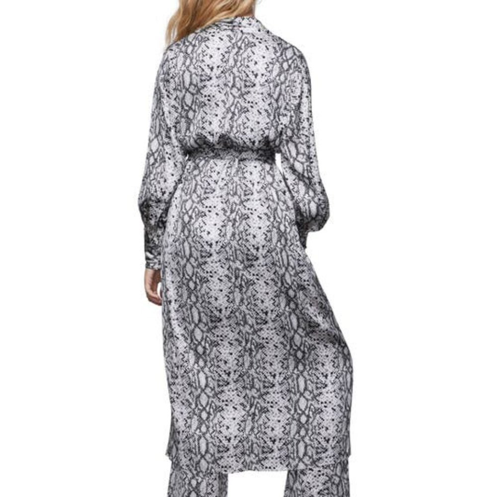 NEW Good American Women Python Animal Print Grey Long Midi Maxi Wrap Dress Robe - Picture 4 of 5